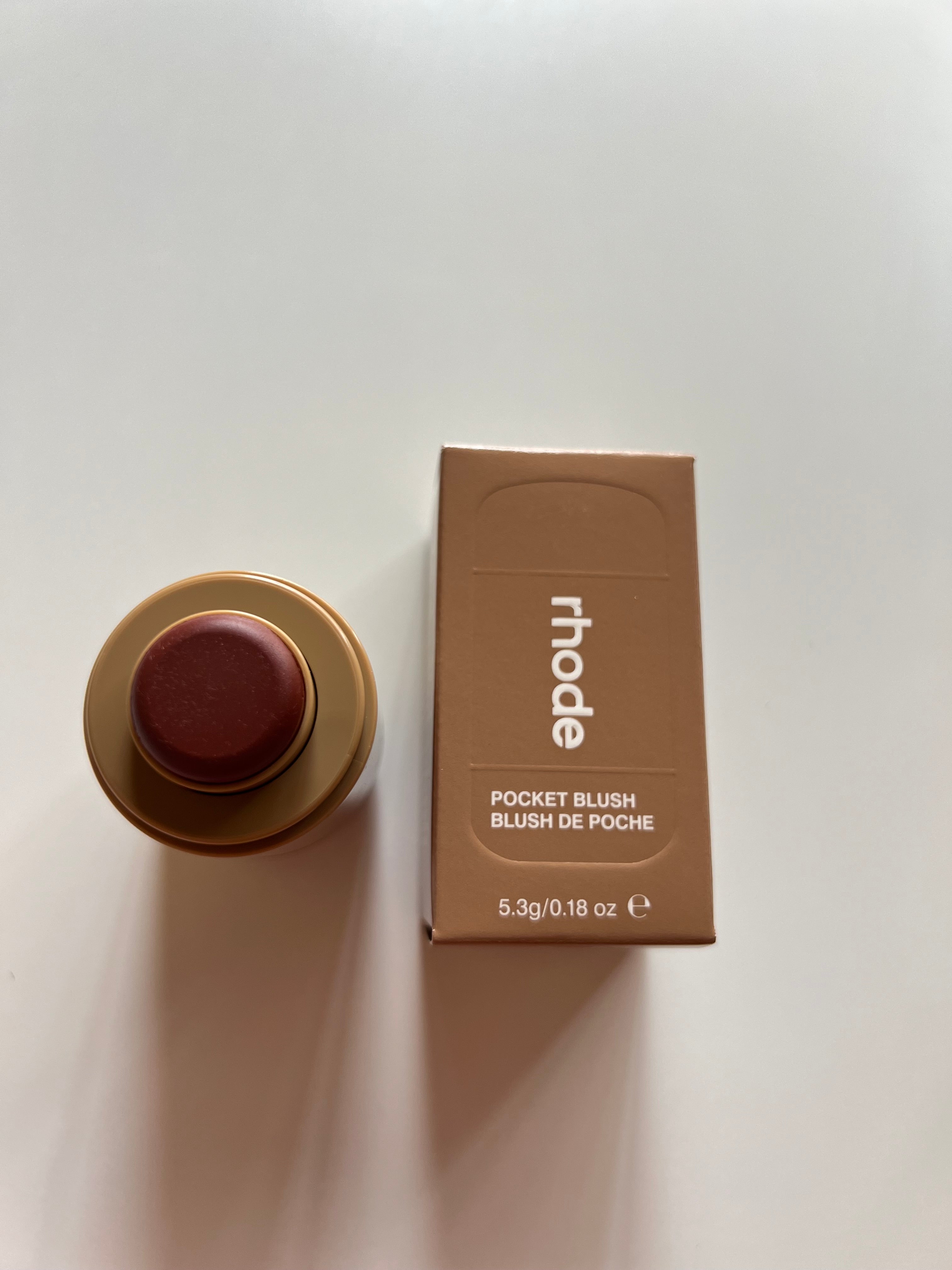 RHODE ヘイリー. TOASTED TEDDY ブラッシュ pocket blush - toasted teddy | rhode skin